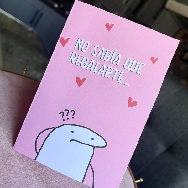 Collar corazón con corona.