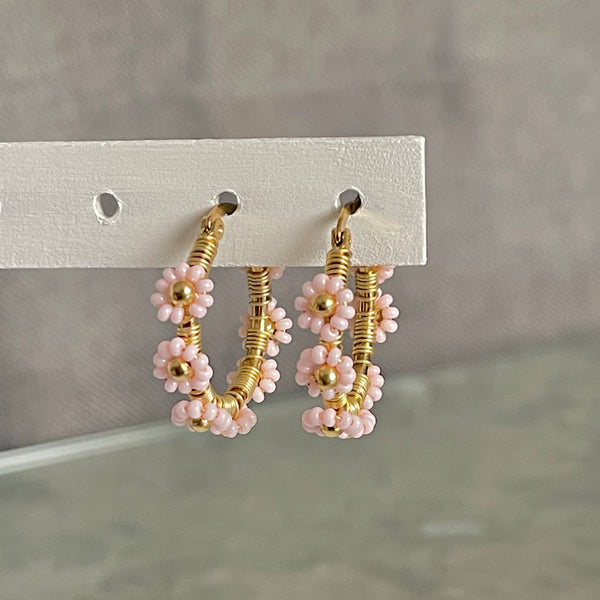 Arracadas rosa pastel.