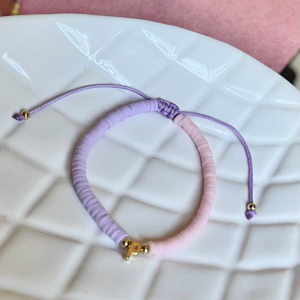 Pulsera inicial Chapa de oro.